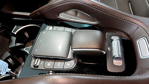 Mercedes-Benz GLE350 de 11 of 12
