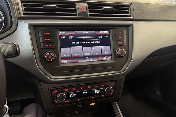 Seat Arona 11 of 14