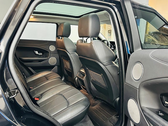 Land Rover Range Rover Evoque 16 of 23
