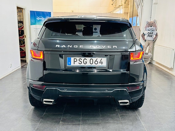 Land Rover Range Rover Evoque 9 of 23