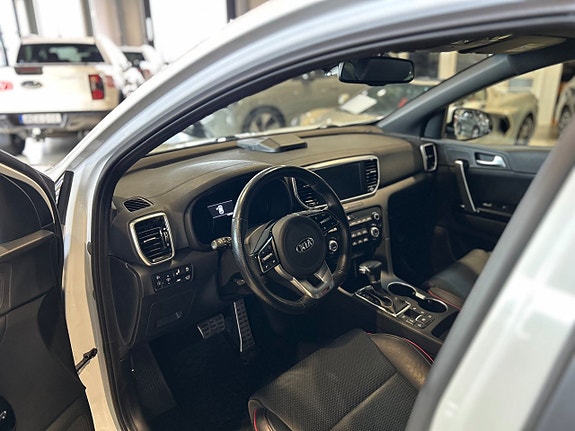 Kia Sportage 6 of 17