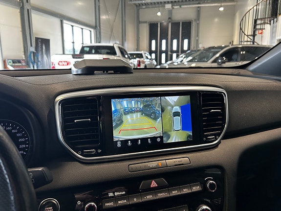Kia Sportage 12 of 17
