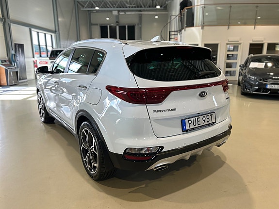 Kia Sportage 4 of 17