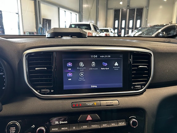 Kia Sportage 10 of 17