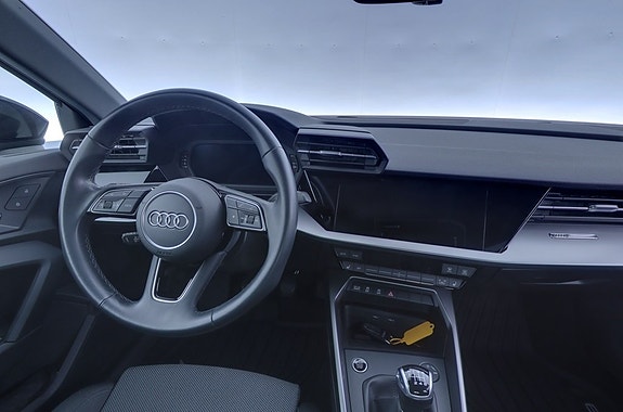 Audi A3 8 of 13