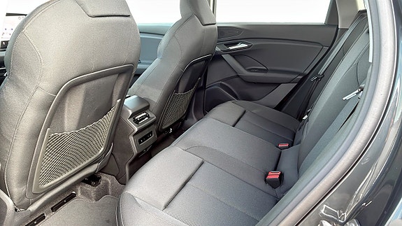 Audi Q6 e-tron 12 of 13