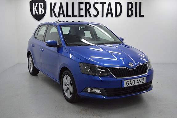 Skoda Fabia 2 of 23