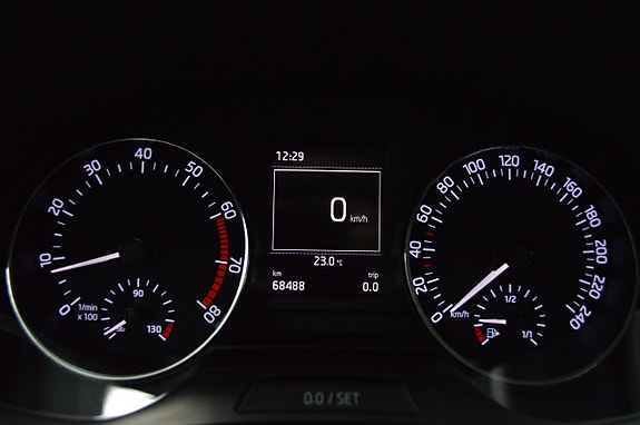 Skoda Fabia 13 of 23
