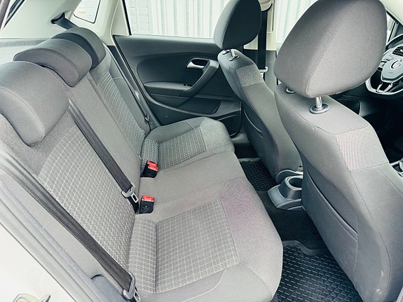 Volkswagen Polo 6 of 23