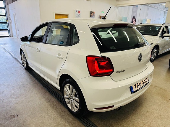 Volkswagen Polo 14 of 23