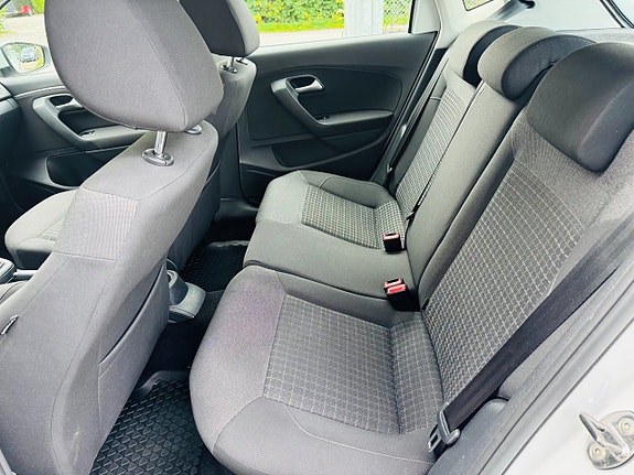 Volkswagen Polo 7 of 23