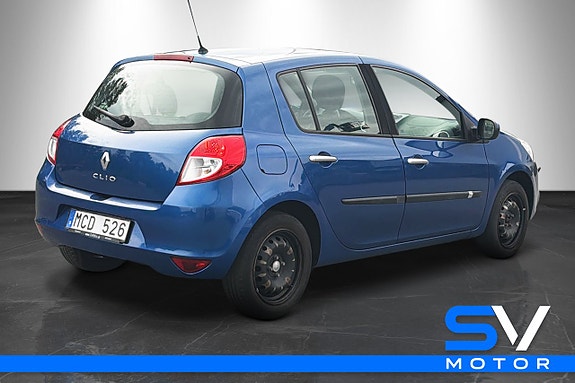 Renault Clio 2 of 13