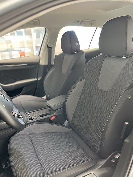 Skoda Octavia 10 of 20