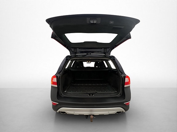 Volvo XC70 11 of 30