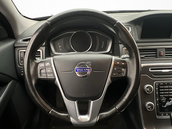 Volvo XC70 16 of 30