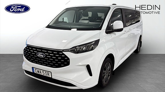 Ford Custom Tourneo 8 of 9