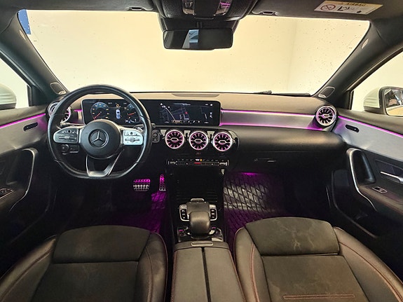 Mercedes-Benz A200 6 of 9