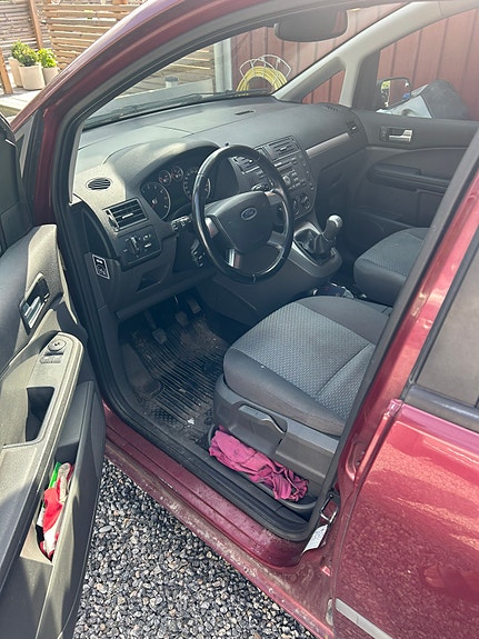 Ford Focus C-MAX 6 of 6