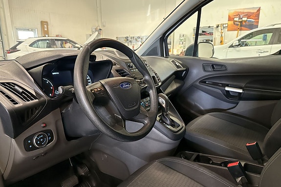 Ford Transit Connect 21 of 23