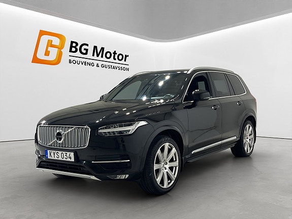Volvo XC90 8 of 22