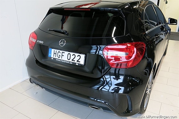 Mercedes-Benz A180 4 of 15