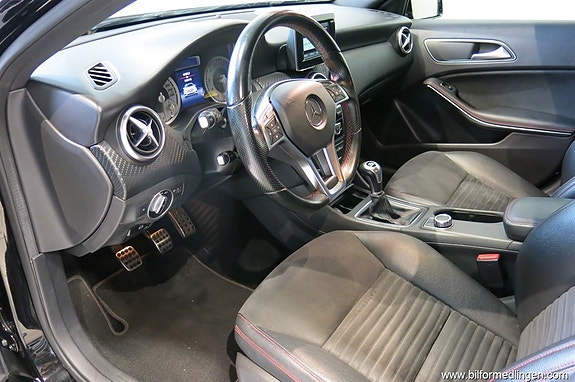 Mercedes-Benz A180 11 of 15