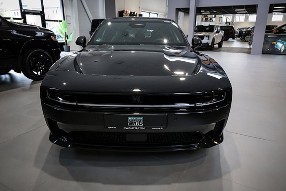 Dodge Charger 3 of 30