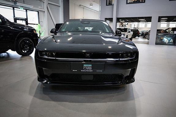 Dodge Charger 2 of 30