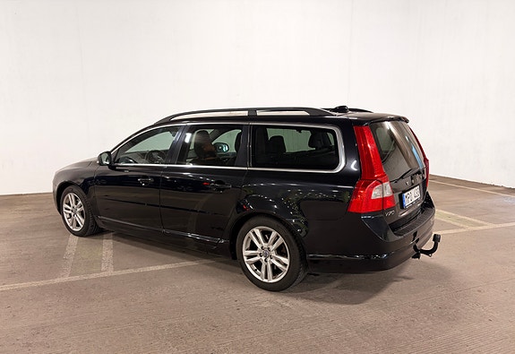 Volvo V70 4 of 10