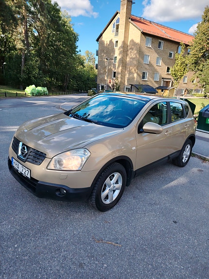 Nissan Qashqai 2 of 11