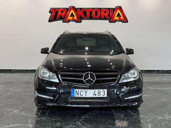 Mercedes-Benz C200 3 of 12