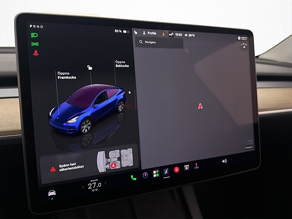 Tesla Model Y 20 of 30