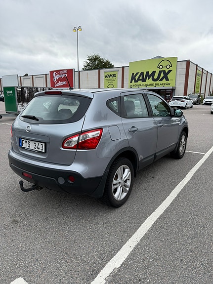 Nissan Qashqai 3 of 9