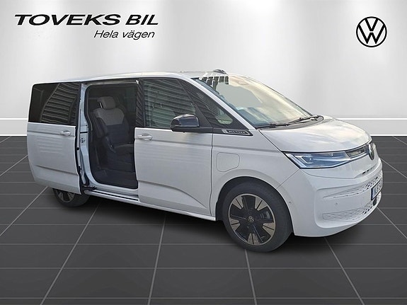 Volkswagen Multivan 4 of 14