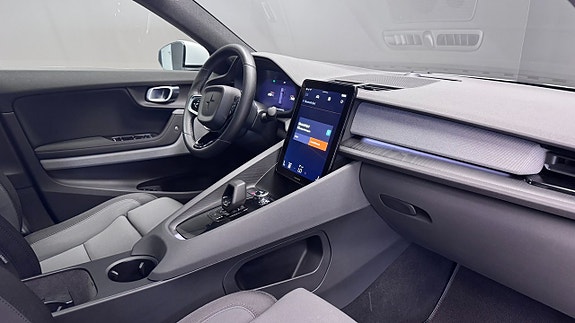 Polestar 2 8 of 23