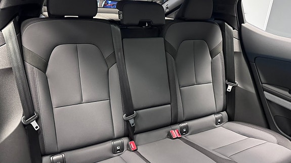 Polestar 2 13 of 23