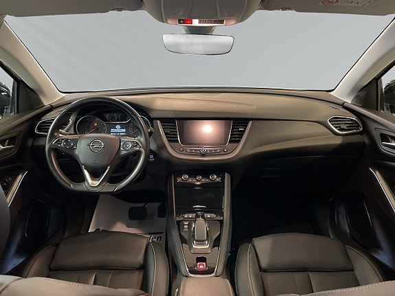 Opel Grandland X 8 of 8