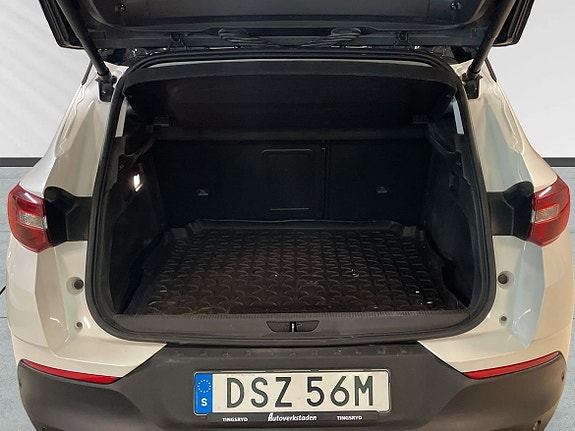 Opel Grandland X 5 of 8