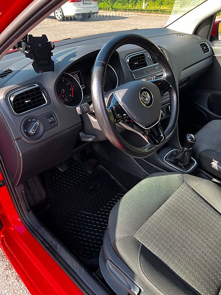 Volkswagen Polo 3 of 16