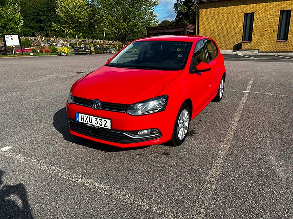 Volkswagen Polo 2 of 16