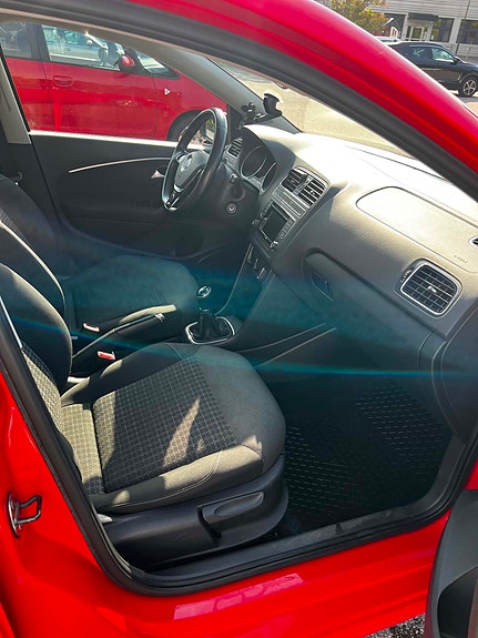 Volkswagen Polo 7 of 16