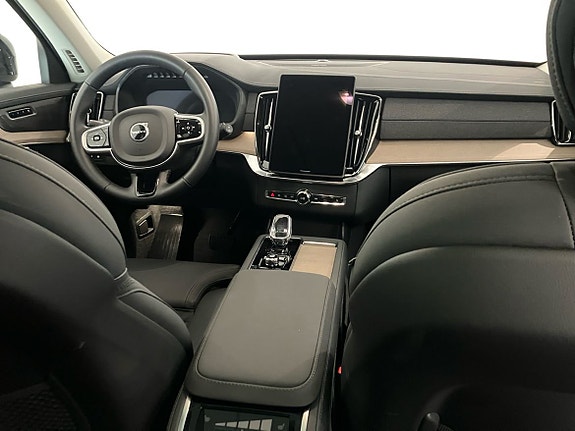 Volvo XC90 5 of 14