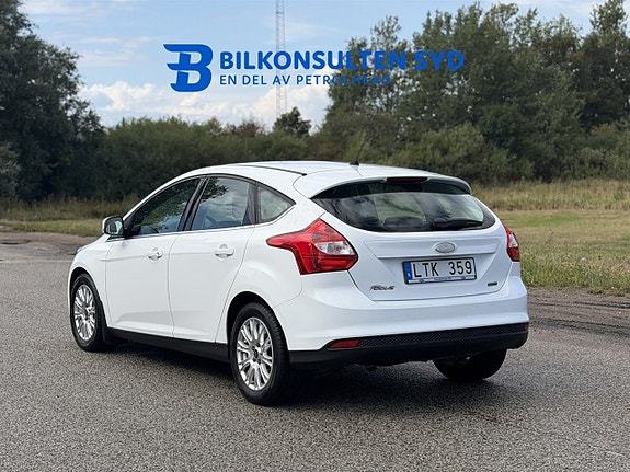Ford Focus 13 of 19
