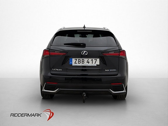 Lexus NX300h 5 of 30