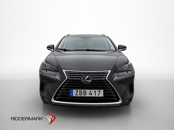 Lexus NX300h 2 of 30