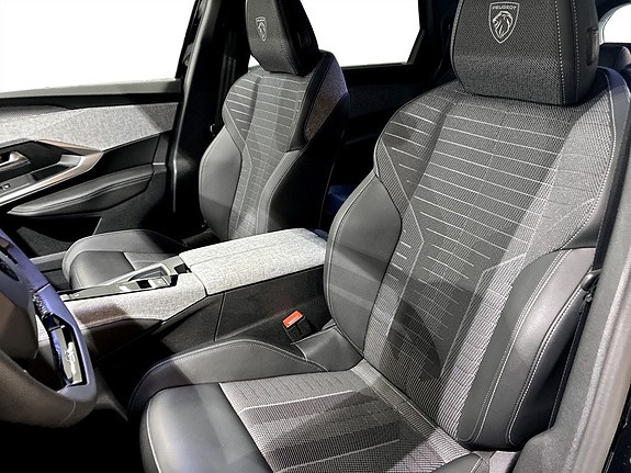 Peugeot 5008 4 of 16