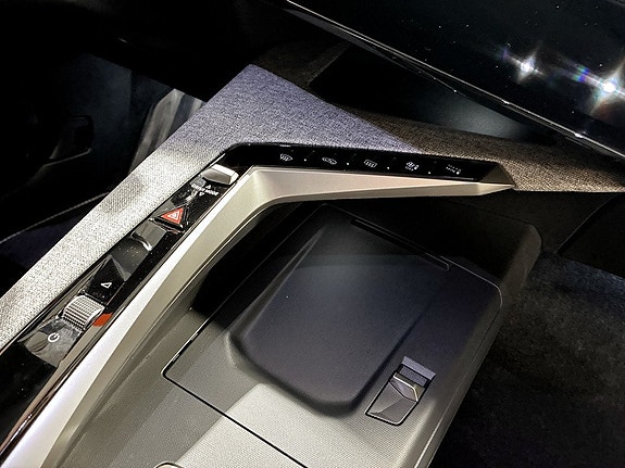 Peugeot 5008 10 of 16