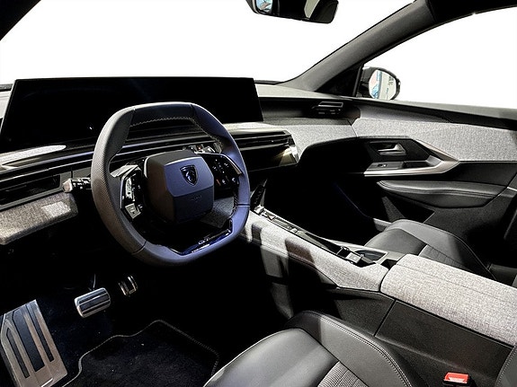 Peugeot 5008 5 of 16