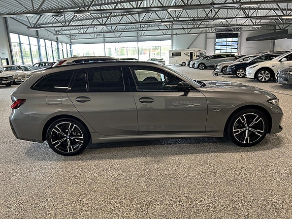 BMW 330e 7 of 27