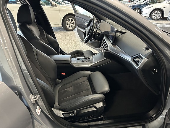 BMW 330e 21 of 27